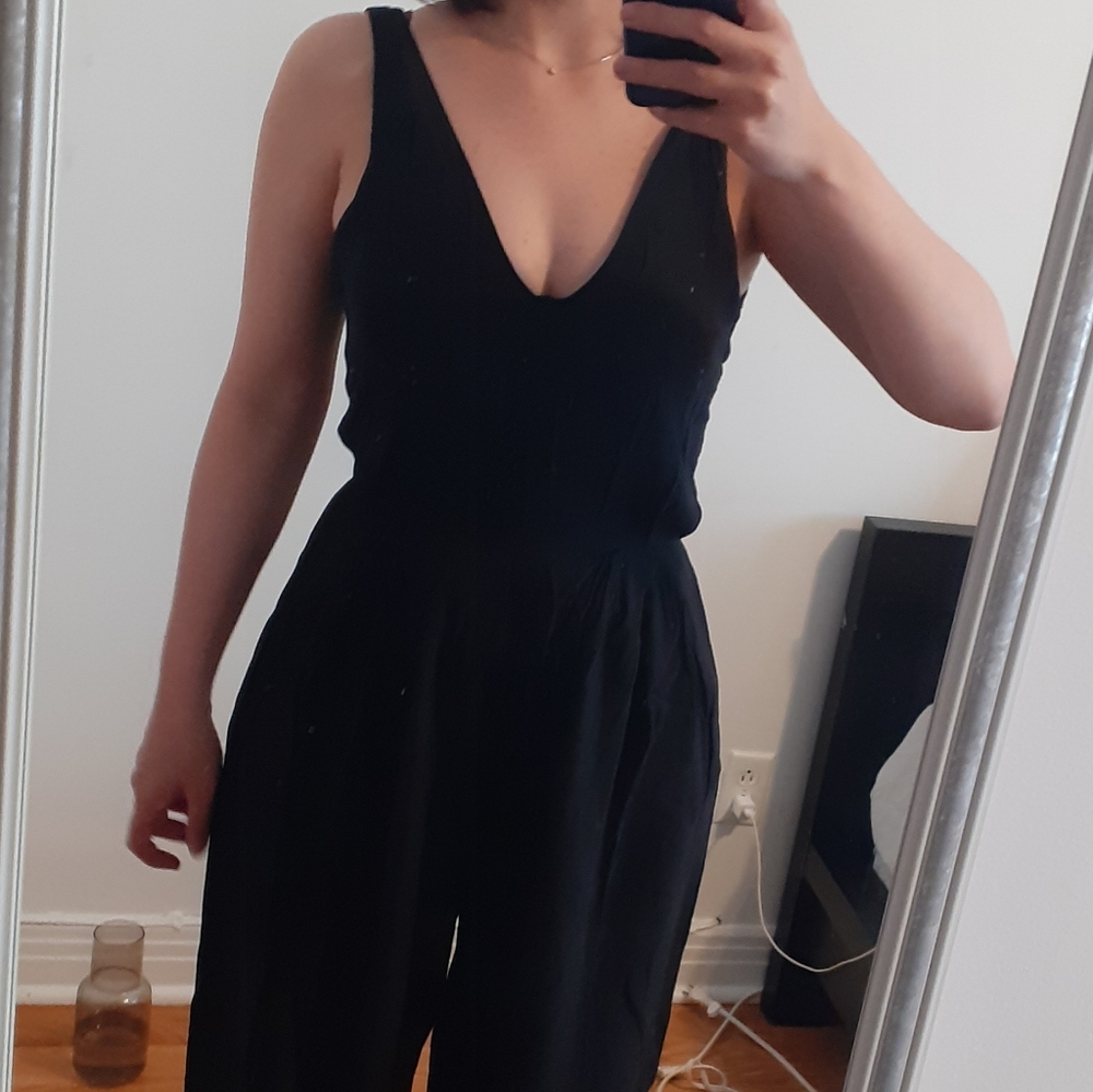 Zara jumpsuit - Picture 3 of 4